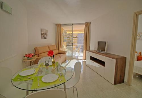 Calpe Apartment Sleeps 3 Pool Air Con Wifi T792131
