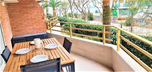 Apartamento Miramar Serveis - Sol Espa�a