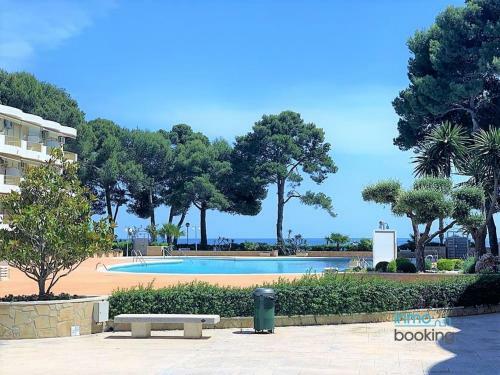 Apartamento Internacional Cambrils, Climatizado Y Con Piscina