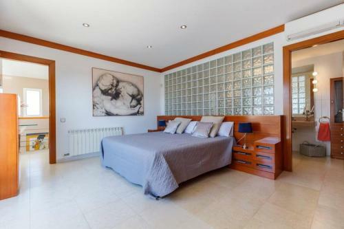 Villa Wine Experience Cambrils - Wine, Art & Games