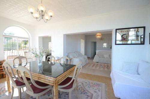 Villa Itudia Ref 173