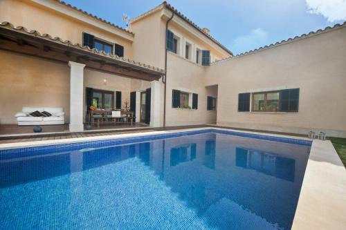 Es Capdella Villa Sleeps 10 With Pool Air Con And Wifi