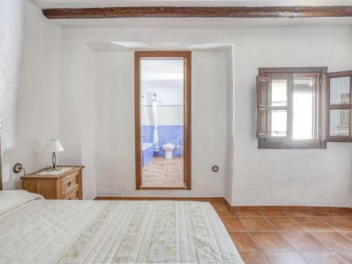 Comfy Holiday Home In Carcabuey With Patio