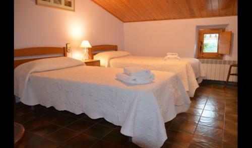 Casserres Villa Sleeps 26 With Pool