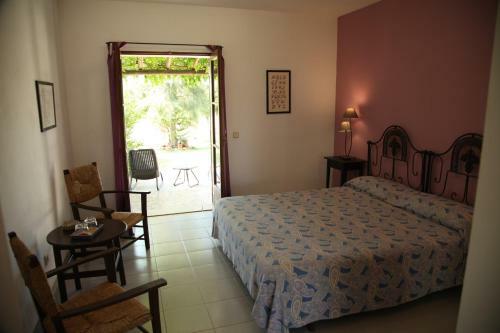 Hostal Quinta Do Rio Country Inn