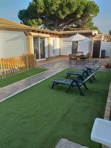 Chalet Con Piscina Privada Y Barbacoa