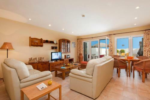 Villas Laras