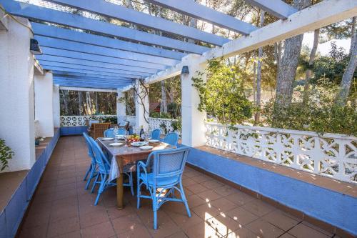 Santa Lucia Villa Sleeps 6 With Pool And Wifi