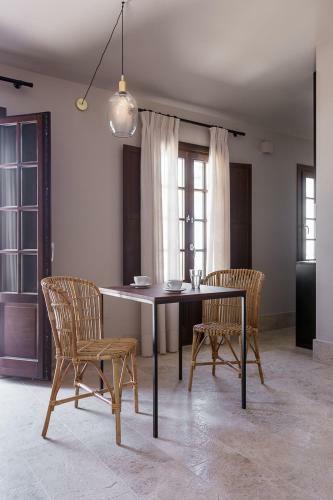 Chac�n Apartments & Suites