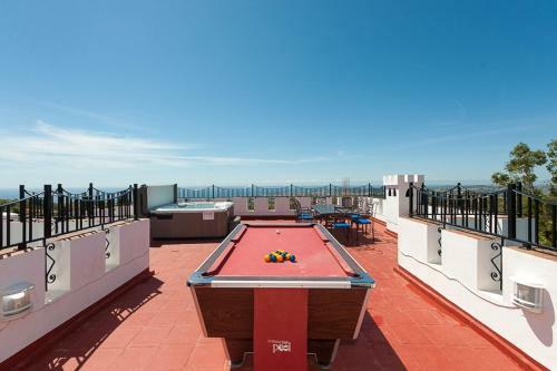 Fuengirola Villa Sleeps 10 Pool Air Con Wifi