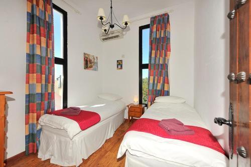 Fuengirola Villa Sleeps 10 Pool Air Con Wifi