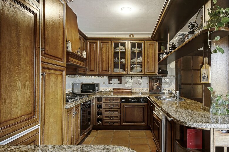 Apartamento 2.5 Million Villa. Magical Sunset. Super Close To Everything. 5br, 4ba, Pool, A/c+heating