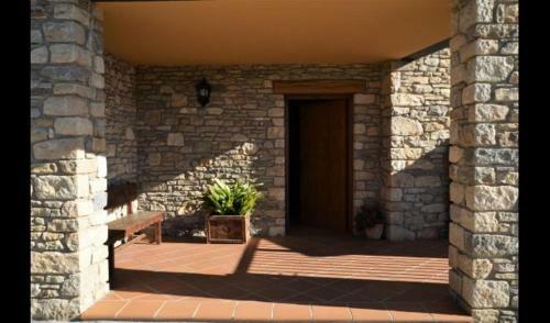 Guardia de Tremp Villa Sleeps 4 With Pool And Air Con