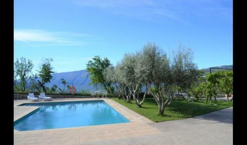 Guardia de Tremp Villa Sleeps 4 With Pool And Air Con