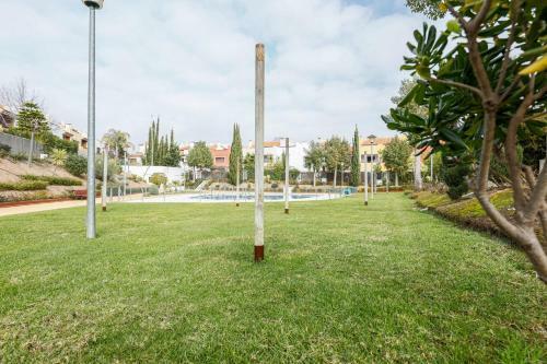 Fant�stica Casa-piscina Comunitaria Y Jard�n 8px