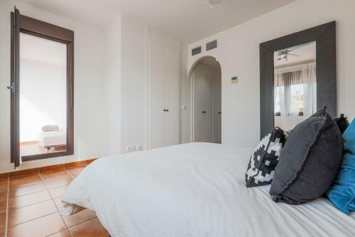 Fant�stica Casa-piscina Comunitaria Y Jard�n 8px