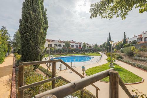 Fant�stica Casa-piscina Comunitaria Y Jard�n 8px