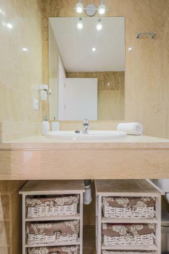 Fant�stica Casa-piscina Comunitaria Y Jard�n 8px