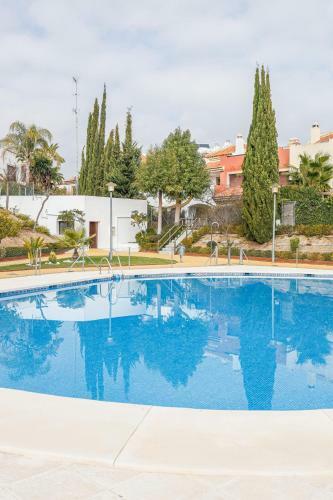 Fant�stica Casa-piscina Comunitaria Y Jard�n 8px