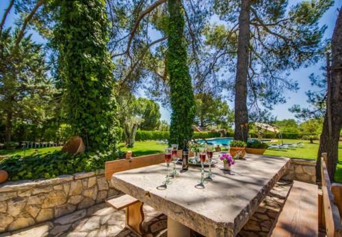 Inca Holiday Home Sleeps 9 With Pool Air Con And Wifi