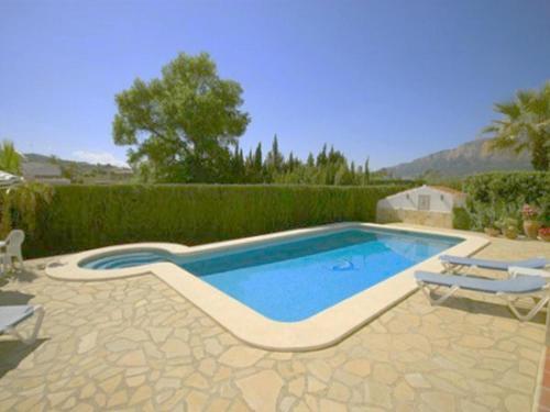 Javea Villa Sleeps 8 With Pool Air Con And Wifi