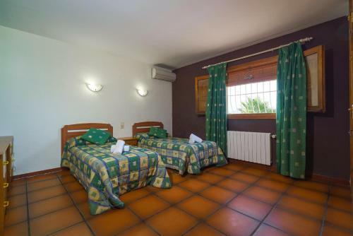Villa Cantallops