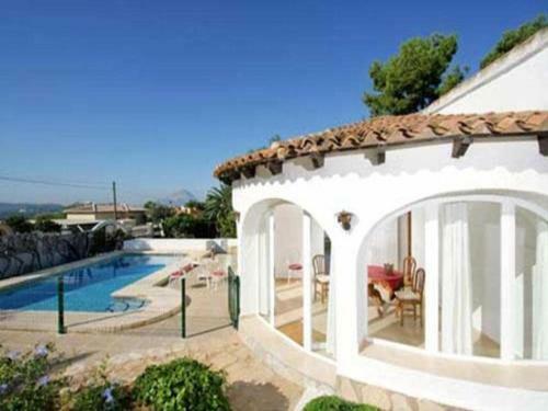 Javea Villa Sleeps 6 With Pool Air Con And Wifi