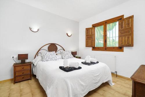 Javea Villa Sleeps 6 With Pool Air Con And Free Wifi