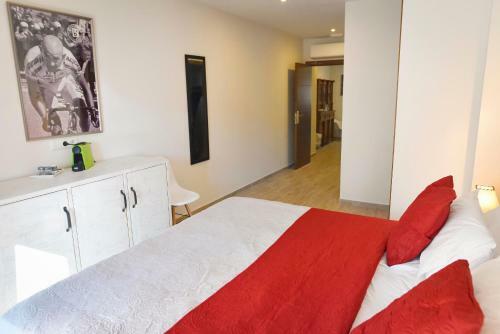 Blanca Boutique Town House