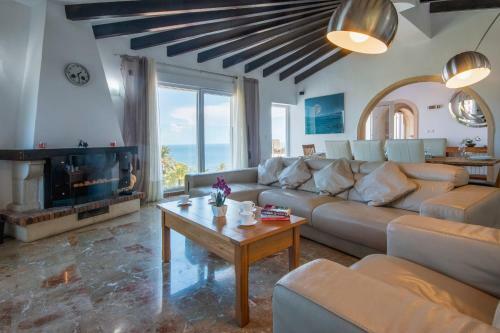 Villa Suria