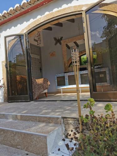 Immaculate 3-bed Villa In Xabia