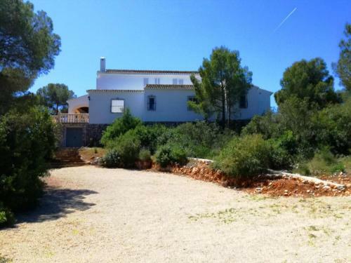 Villa In Javea Sleeps 12 With Pool And Wifi