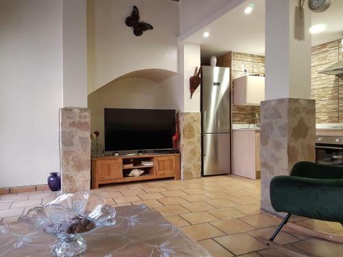 Hauzify I Apartaments Maritime