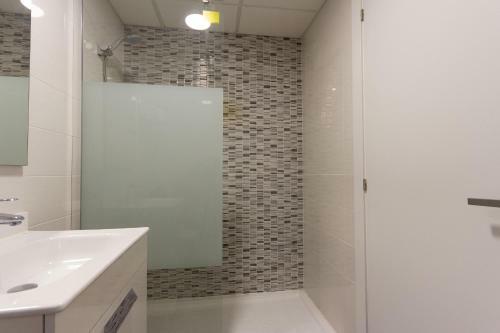 Apartamento Piscina Y En La Playa Margallo