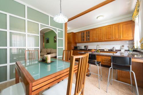 Nice 3-bedroom Flat Near Las Canteras Beach