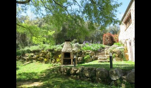 Les Planes D'hostoles Villa Sleeps 19 With Pool