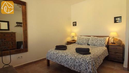 Caules Villa Sleeps 6 Pool Wifi