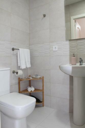 Hostal Grand Via House