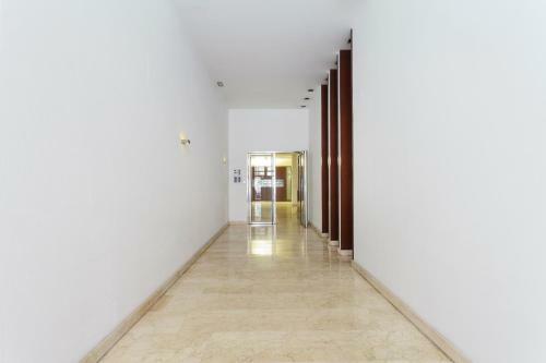 Ayala Apartment By Flatsweethome