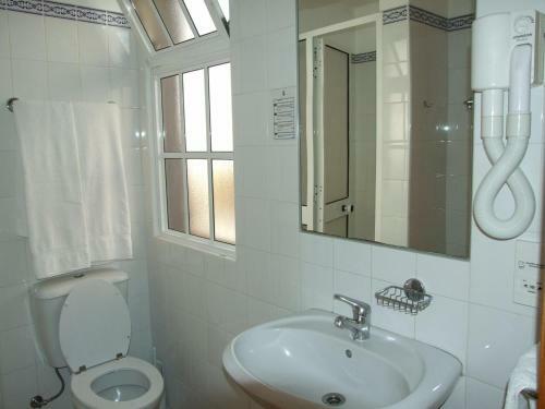 Hostal Residencial Pina