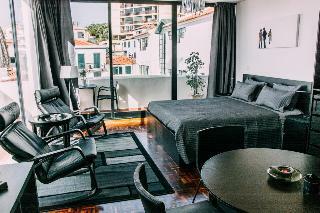 Arts In Hostel & Apartments Pina