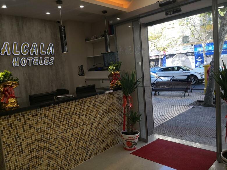 Hostal Golden Alcala
