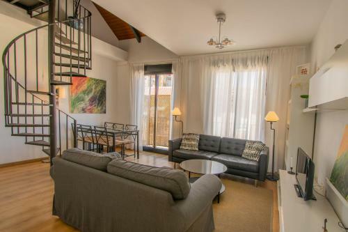 Apartamento Atico Con Terraza En Centro Ciudad