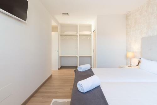 Urbe10 Premium Atarazanas 4 Bedrooms Apartment