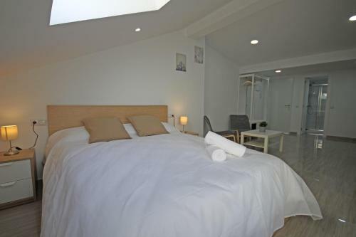 Apartamento Esparteros 6, Estudios