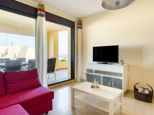 Comfortable Apartment In Manilva With Swimming Pool