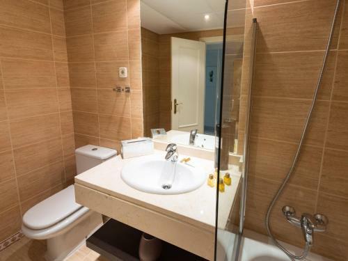 Luxurious Apartment In Marbella With Pool And Garden