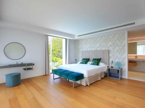 2244 New Modern Luxury Villa In Puerto Banus