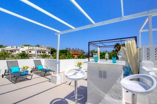 1108 Beachfront 2 Apartments With Roofterrace 80mtrgt; Beach 3 Pools
