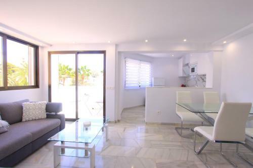 1108 Beachfront 2 Apartments With Roofterrace 80mtrgt; Beach 3 Pools